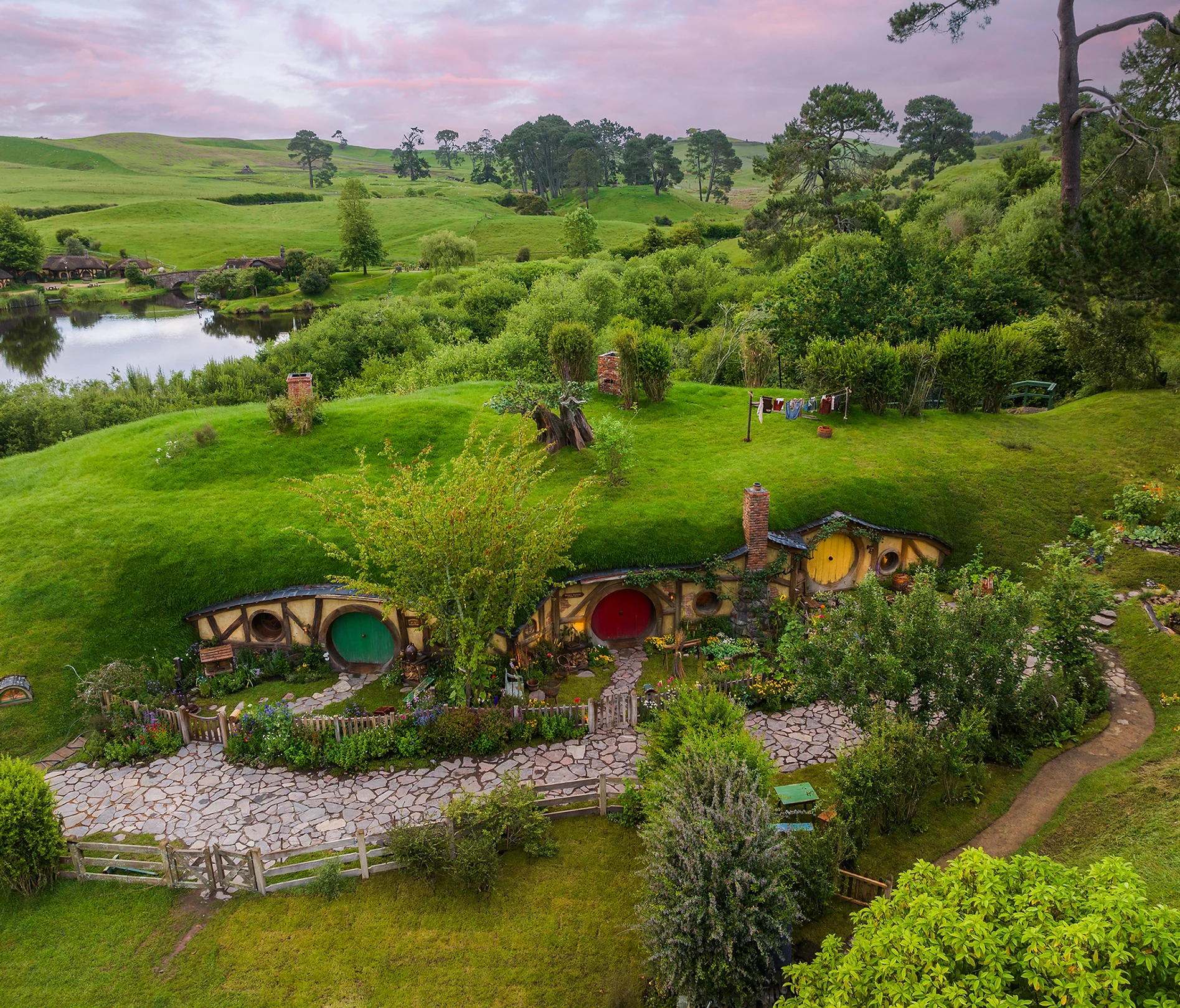 Hobbiton & Rotorua Special