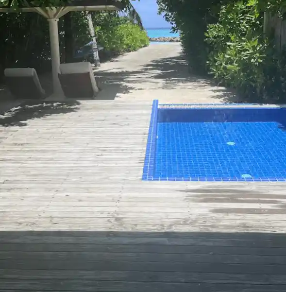 Maldives 3